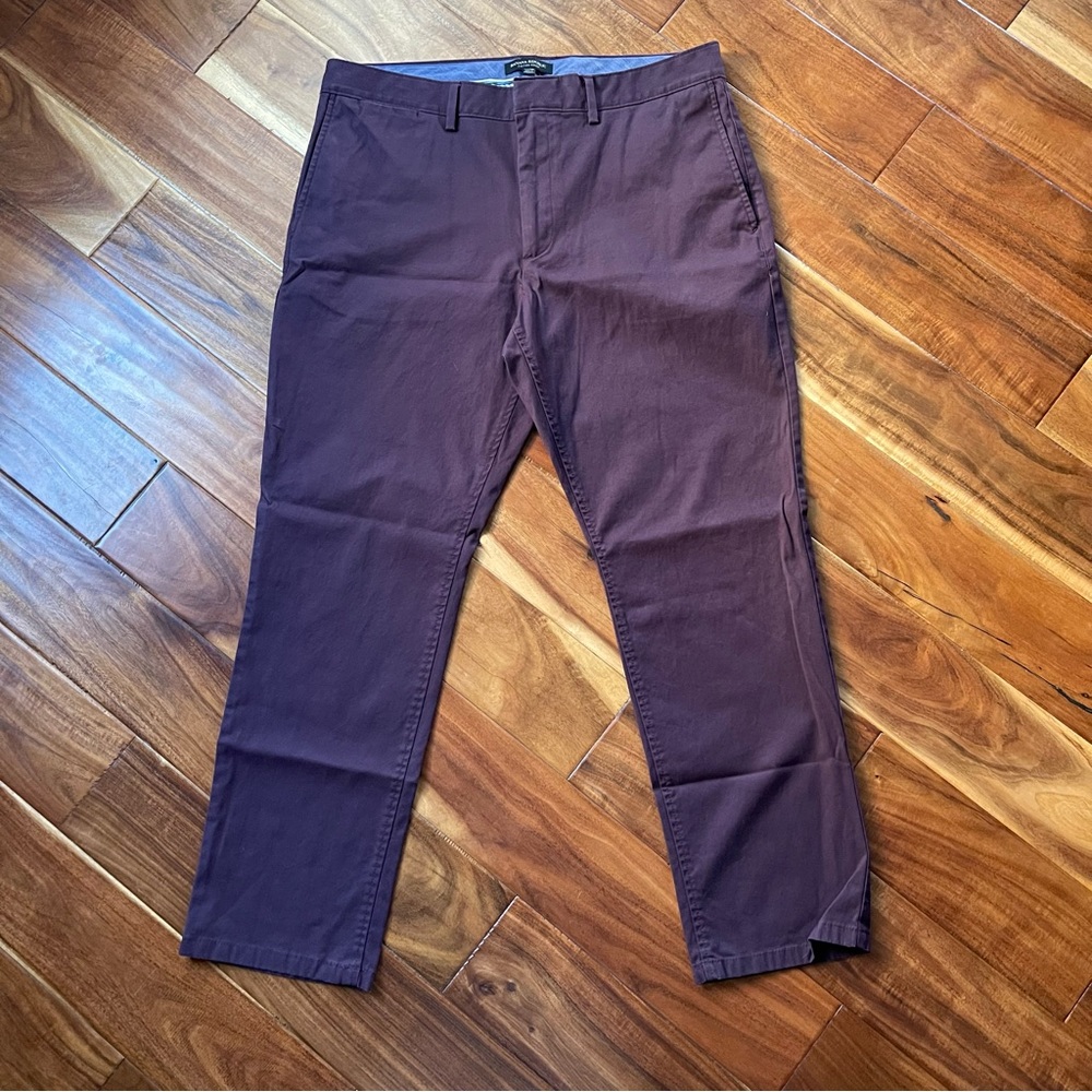 Banana Republic Men’s Fulton Chino Skinny Fit Cotton Burgundy Pants - Picture 2 of 10